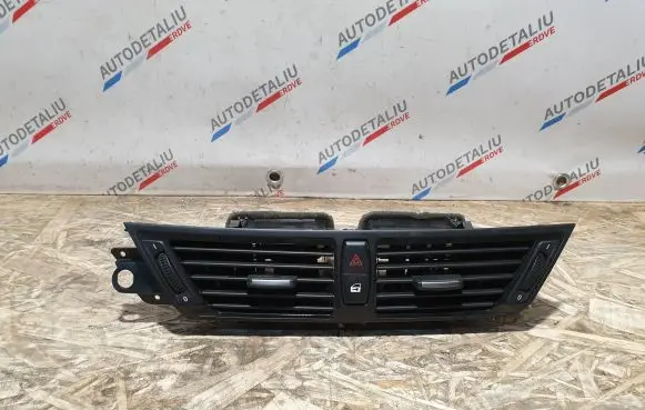 BMW X1 E84 Dash center air vent grill 9258357 64229258357