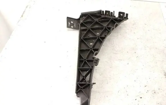 Audi Q7 4L Front bumper mounting bracket 4L0807283B