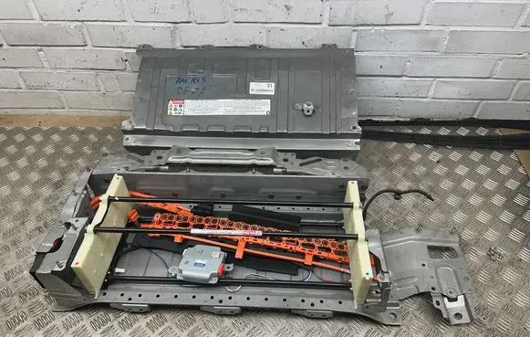 Toyota Auris E180 Hybrid / electric car battery 