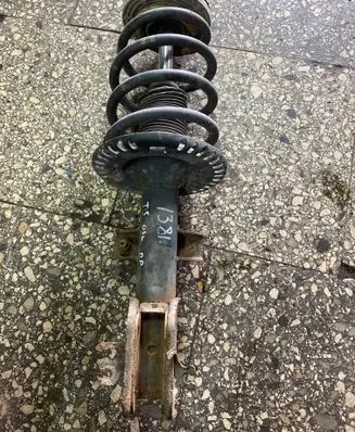 Volkswagen Transporter - Caravelle T5 Front shock absorber/damper