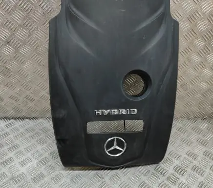 Mercedes-Benz C W205 Engine cover (trim) A2740160900