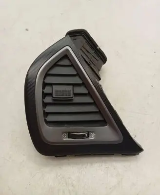 Hyundai Santa Fe Dash center air vent grill 974052W000 U10646