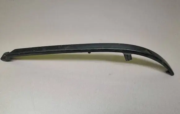 Under headlight/headlamp trim