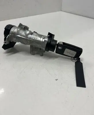Skoda Fabia Mk3 (NJ) Ignition lock 1K0905851 6C0905865