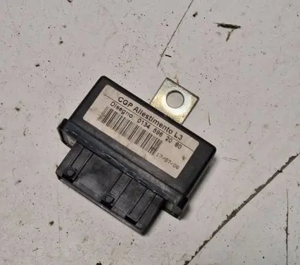 Coolant fan relay