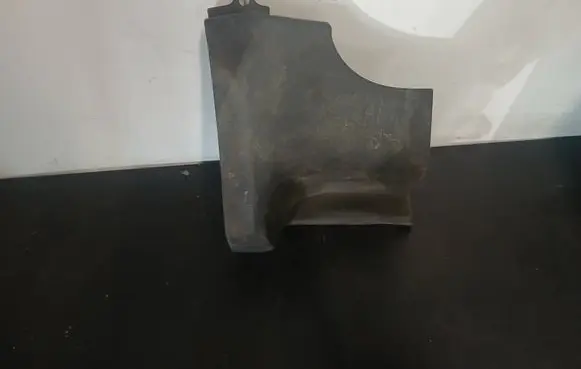 Volvo XC90 Side skirt front trim 