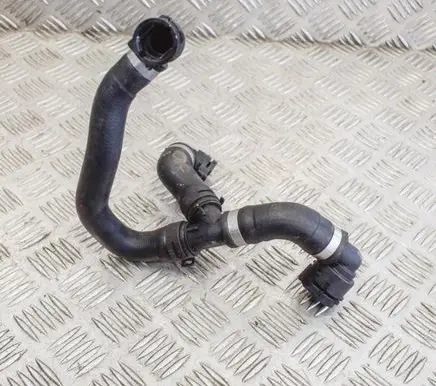 Mercedes-Benz GLC X253 C253 Engine coolant pipe/hose A2535018382