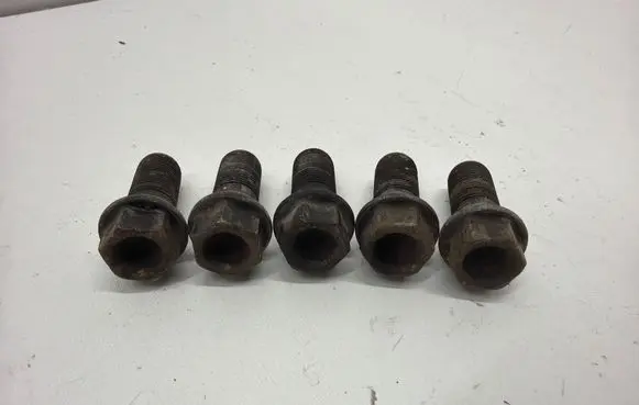 BMW 3 F30 F35 F31 Nuts/bolts 