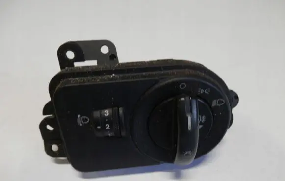 Ford Fusion Light switch 2S6T13A024BB