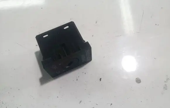 Skoda Fabia Mk2 (5J) Passenger airbag on/off switch 5J0919237A