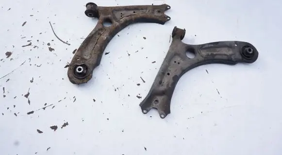 Volkswagen Jetta VI Front lower control arm/wishbone