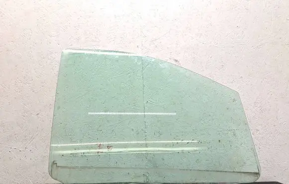 Mercedes-Benz Vito Viano W447 Front door window/glass (coupe) 43R000016 211M75AS2 E000191