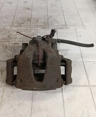 Alfa Romeo 147 Front brake caliper