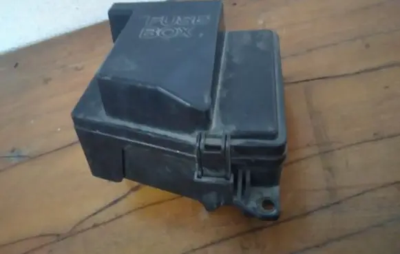 Mazda Premacy Fuse box cover