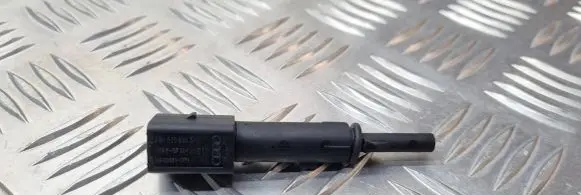 Audi A6 S6 C5 4B Outside/exterior temperature sensor 4B0820535A