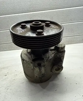 Renault Scenic II - Grand scenic II Power steering pump 7700105711B