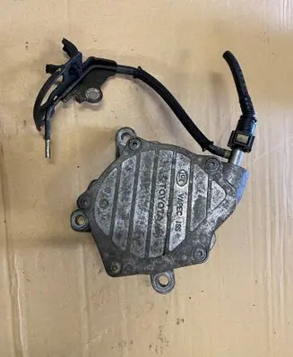 Toyota RAV 4 (XA30) Vacuum pump VAPEC19S 03110653