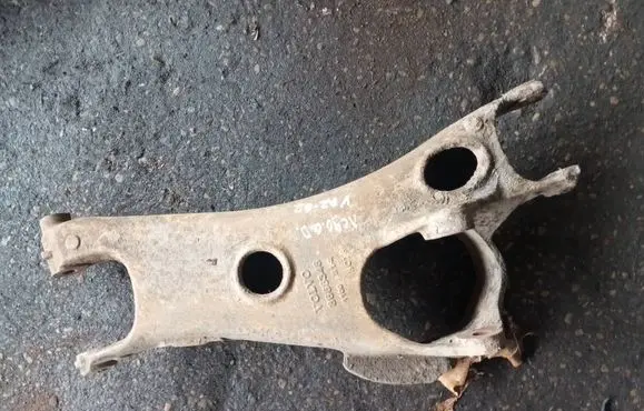 Volvo XC90 Rear upper control arm/wishbone 8686345