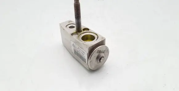Opel Zafira C Air conditioning (A/C) expansion valve Z1517001