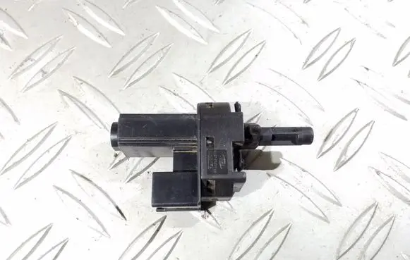 Clutch pedal sensor