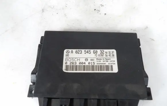 Mercedes-Benz Vaneo W414 Engine control unit/module 0235456032