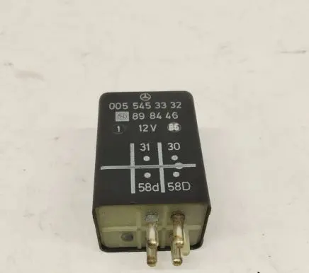 Mercedes-Benz 380 560SEC C126 Other relay 0055453332 A0055453332