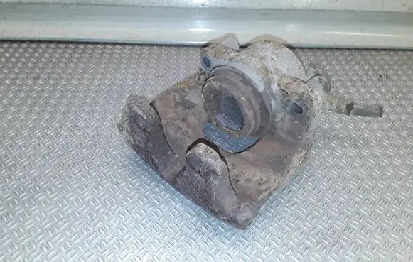 Ford Mondeo MK IV Front brake caliper 