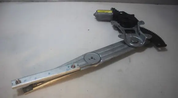 Nissan Micra Front window lifting mechanism without motor