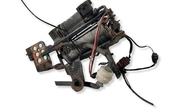Audi A6 S6 C6 4F Air suspension compressor/pump 3Z03041000 020410 20180918