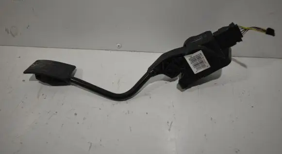 Peugeot 508 Accelerator throttle pedal 9686212980