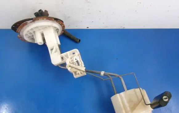 Nissan Terrano In-tank fuel pump