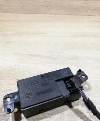 Citroen Jumper Antenna control unit 1331247080 043610100