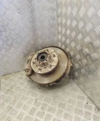 Hyundai Galloper Front wheel hub