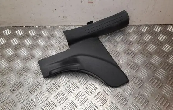 KIA Sportage Front sill trim cover 85876R2000