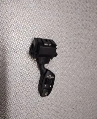 BMW 5 E60 E61 Wiper control stalk 01206100