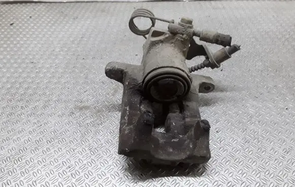 Volkswagen PASSAT B5.5 Rear brake caliper