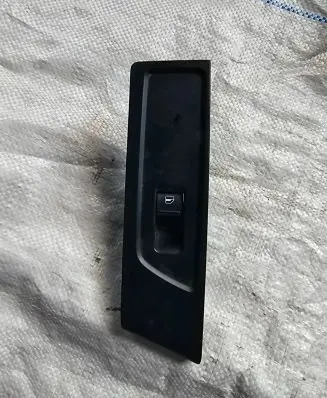Volkswagen PASSAT B7 Electric window control switch 3AC857857