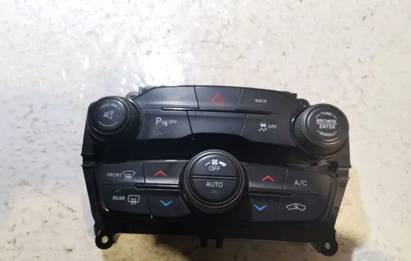 Dodge Challenger Climate control unit P68188878AB