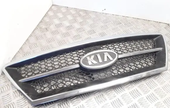 KIA Sorento Front bumper upper radiator grill 863503E010