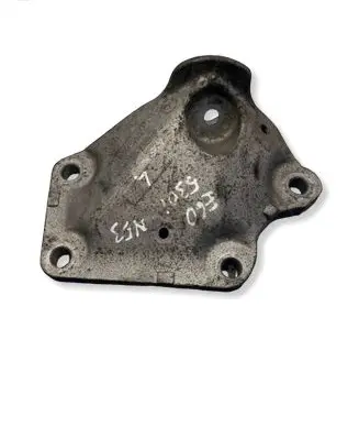 BMW 5 E60 E61 Engine mounting bracket 6776669