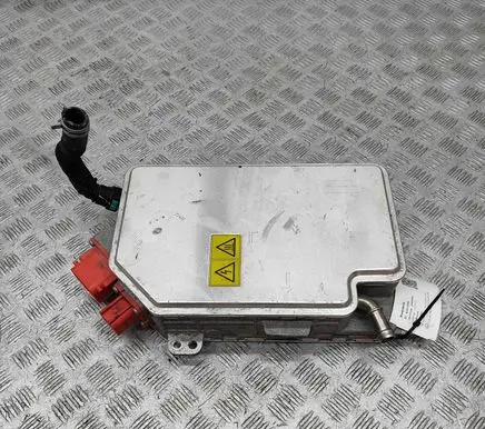 Voltage converter inverter