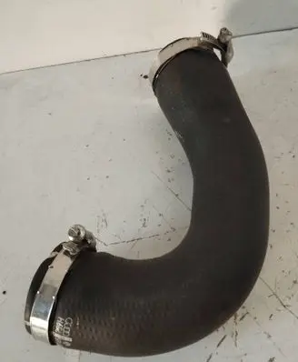 Intercooler hose/pipe