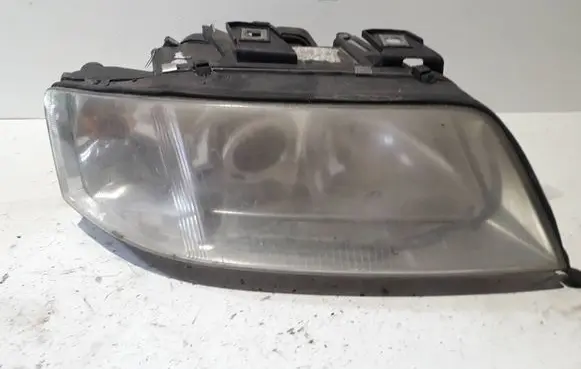 Audi A6 S6 C5 4B Headlight/headlamp 14846600RE