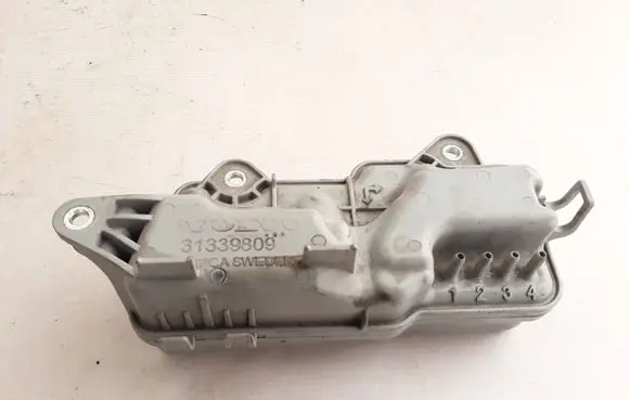 Volvo XC60 Other engine bay part