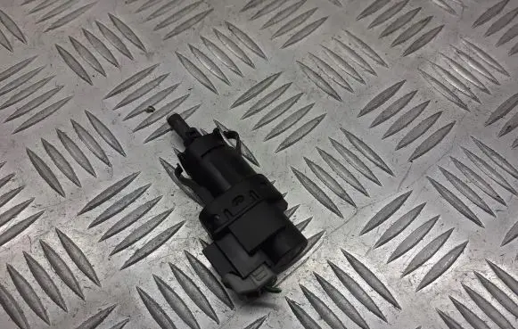 Ford Mondeo MK IV Brake pedal sensor switch 3M5T-13480-AC