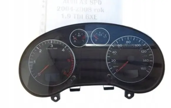 Audi A3 S3 8P Speedometer (instrument cluster) 8P0920951A