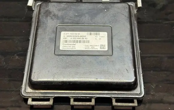 Mercedes-Benz E W212 Engine control unit/module A2711500391 A0034468840 5WK91301