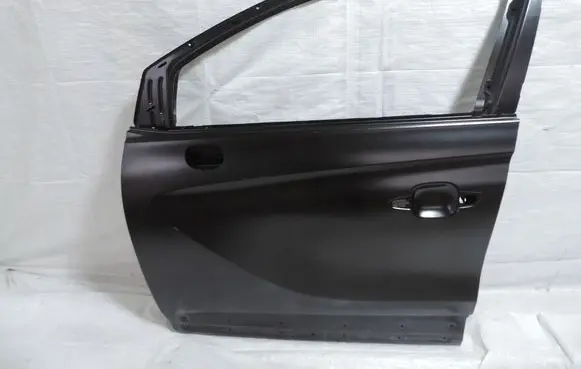 Opel Crossland X Front door 13467545