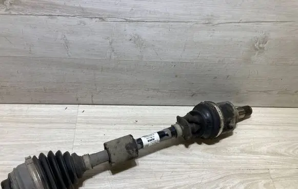 BMW X2 F39 Front driveshaft 8681523