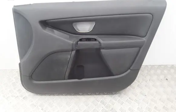 Volvo XC90 Front door card panel trim 1126010